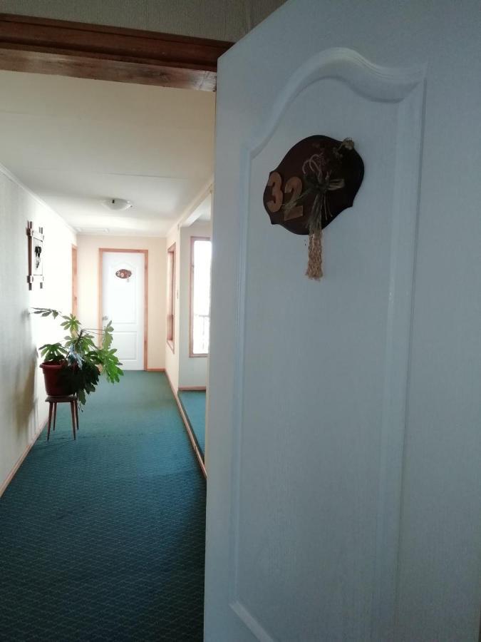 Hostal Los Pinos Puerto Natales Extérieur photo