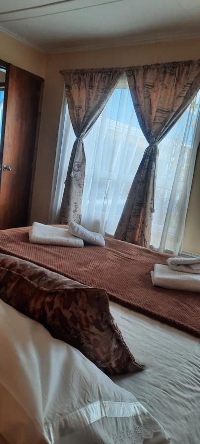 Hostal Los Pinos Puerto Natales Extérieur photo
