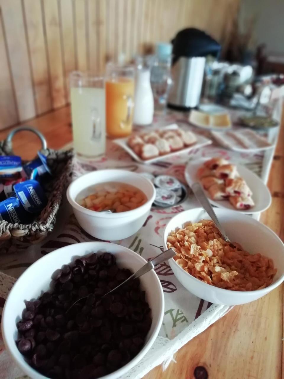 Hostal Los Pinos Puerto Natales Extérieur photo